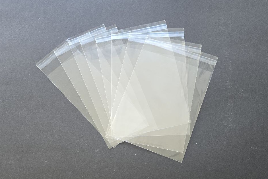 Пакети з клейкою стрічкою, 100х150